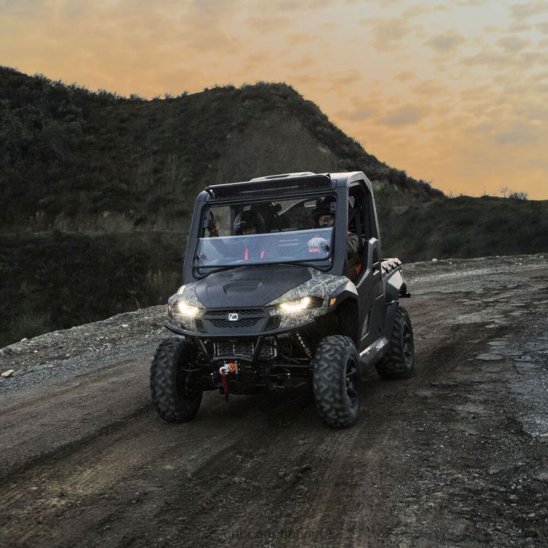 Cub Cadet apgriežams polikarbonāta vējstikls piederums HD0Z4396