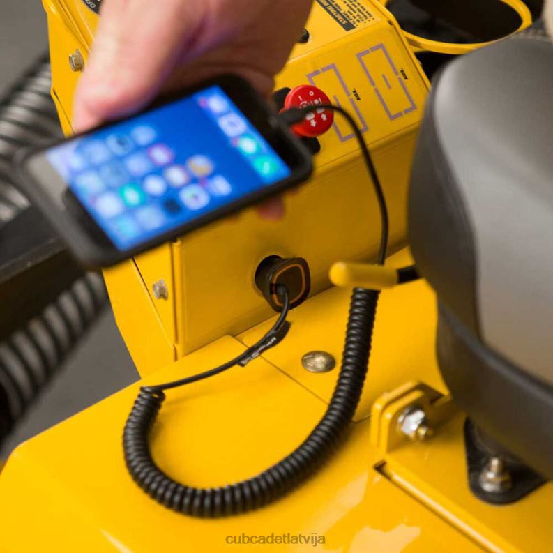 Cub Cadet 12 voltu kontaktligzdas komplekts piederums HD0Z4298