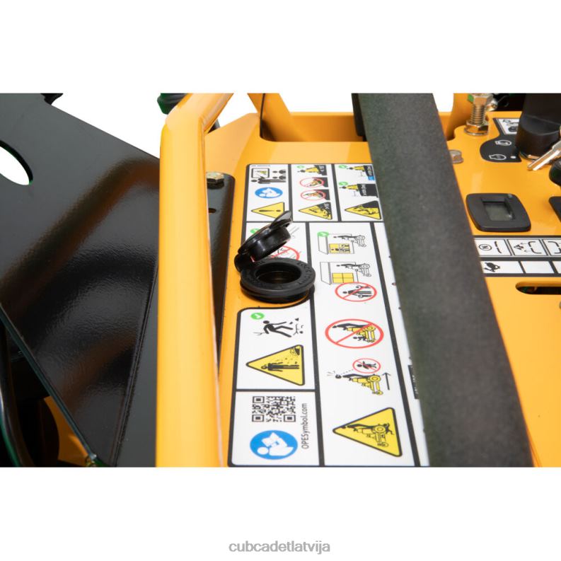Cub Cadet 12 voltu kontaktligzdas komplekts piederums HD0Z4298